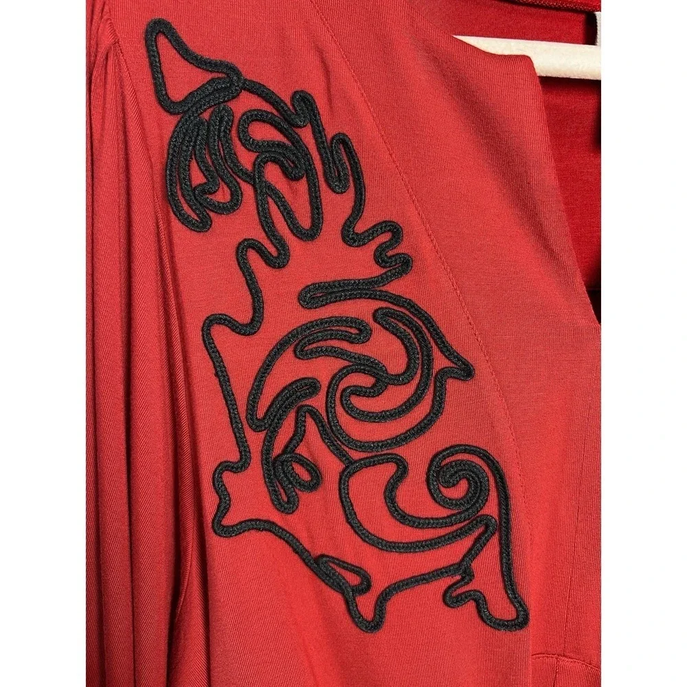 Chico's Embroidered Puff Sleeve Tie Front Stretch Top Women's Size 0 US Small - Picture 4 of 9